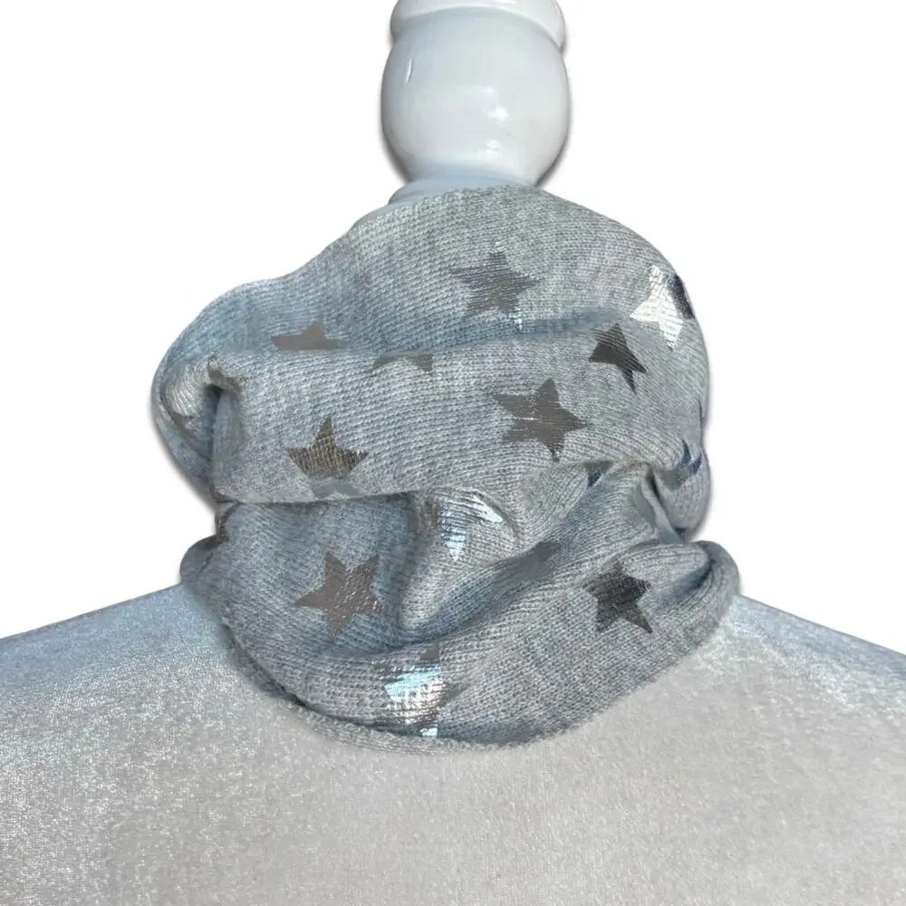 Gray Star Print Knit Scarf Soft Lightweight Neutral Silver Metallic Warm Winter